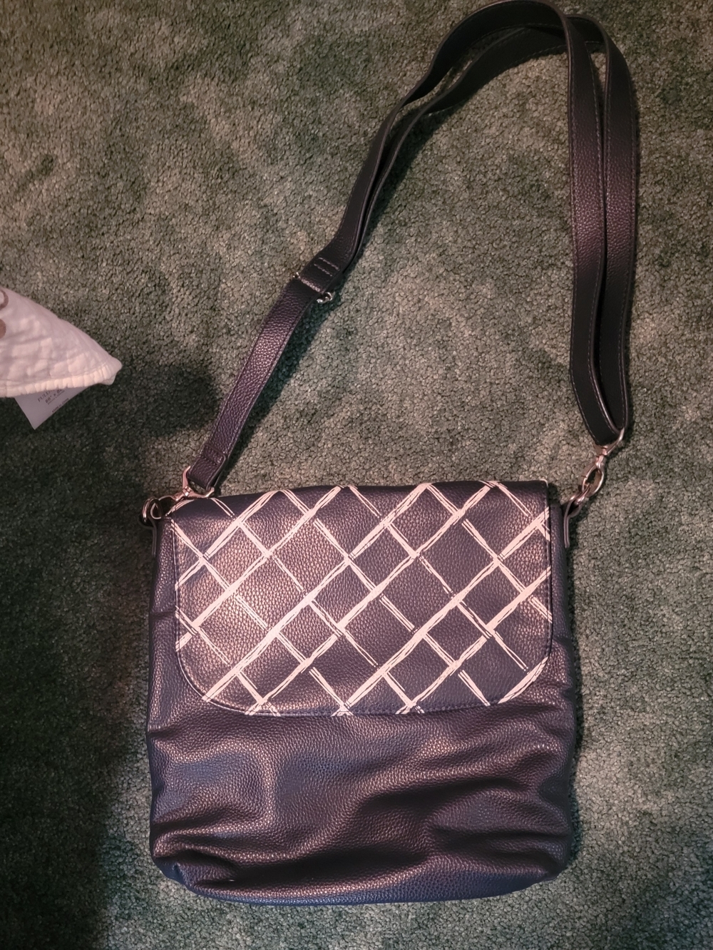 thirty-one Black Crossbody with Cream Woven Flap